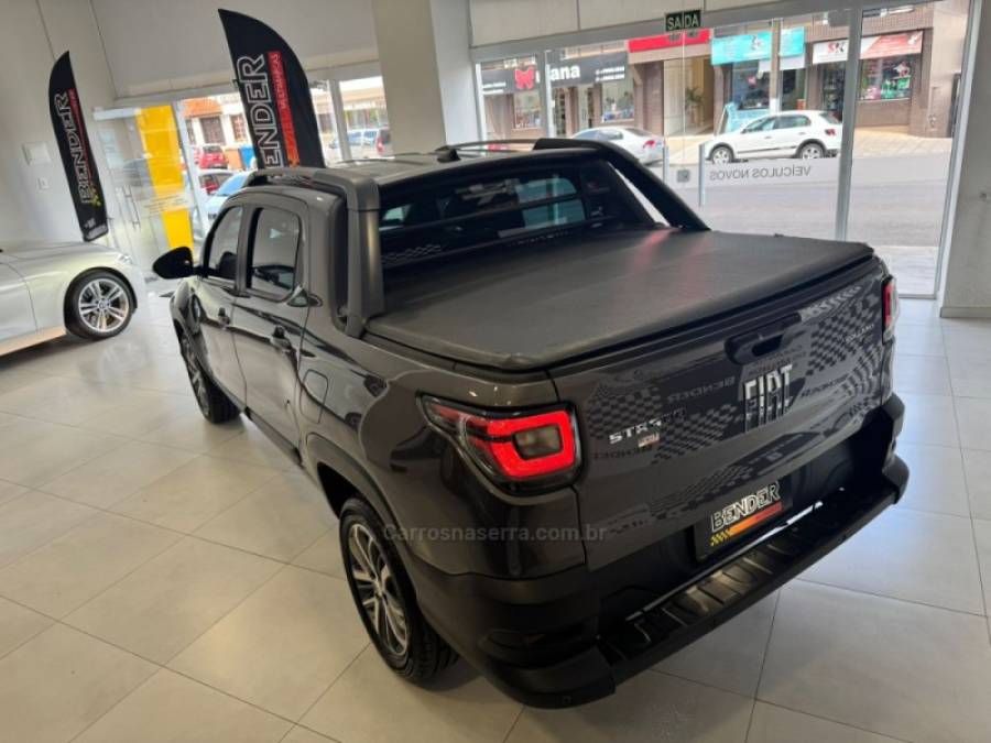 FIAT - STRADA - 2022/2022 - Cinza - R$ 112.900,00