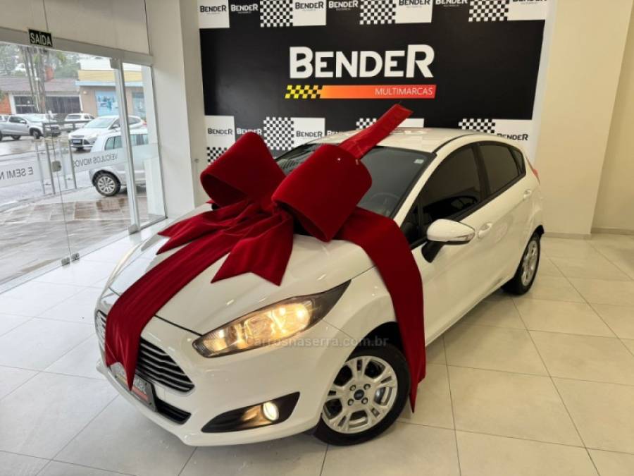 FORD - FIESTA - 2016/2016 - Branca - R$ 51.900,00
