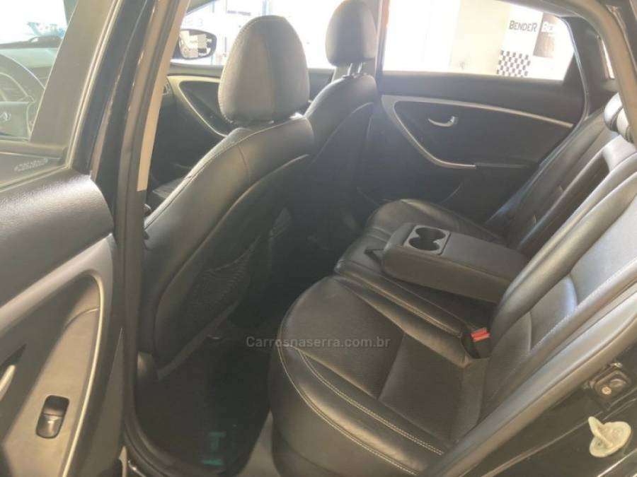 HYUNDAI - I30 - 2013/2014 - Preta - R$ 64.900,00