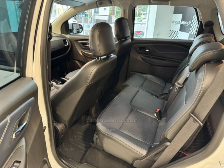 CHEVROLET - SPIN - 2023/2024 - Branca - R$ 114.900,00