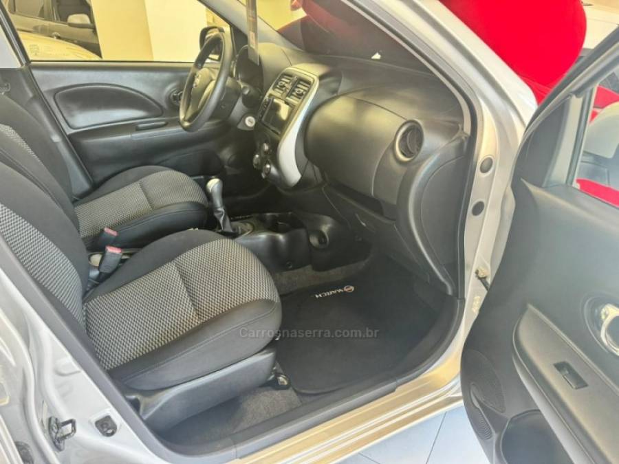 NISSAN - MARCH - 2019/2020 - Prata - R$ 58.900,00