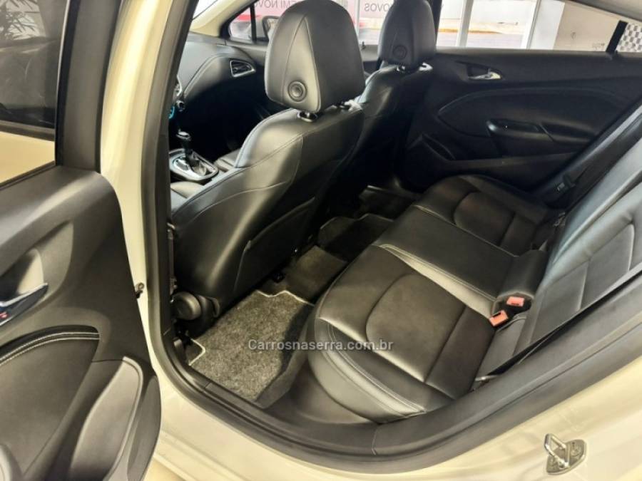 CHEVROLET - CRUZE - 2016/2017 - Branca - R$ 84.900,00