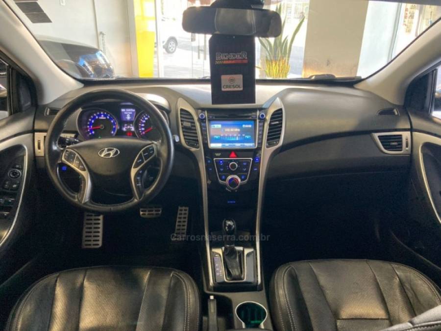 HYUNDAI - I30 - 2013/2014 - Preta - R$ 64.900,00
