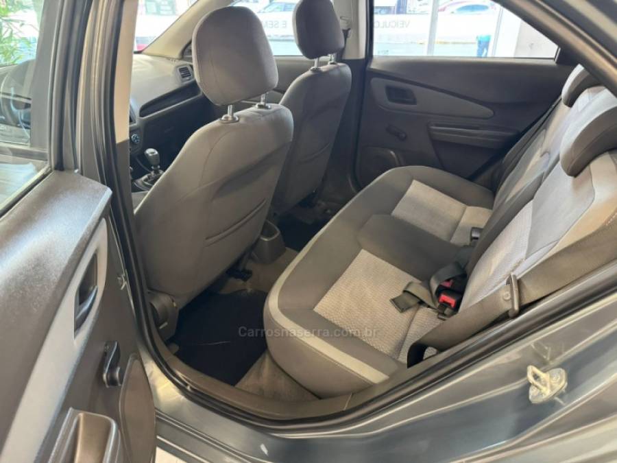 CHEVROLET - COBALT - 2012/2013 - Cinza - R$ 42.900,00