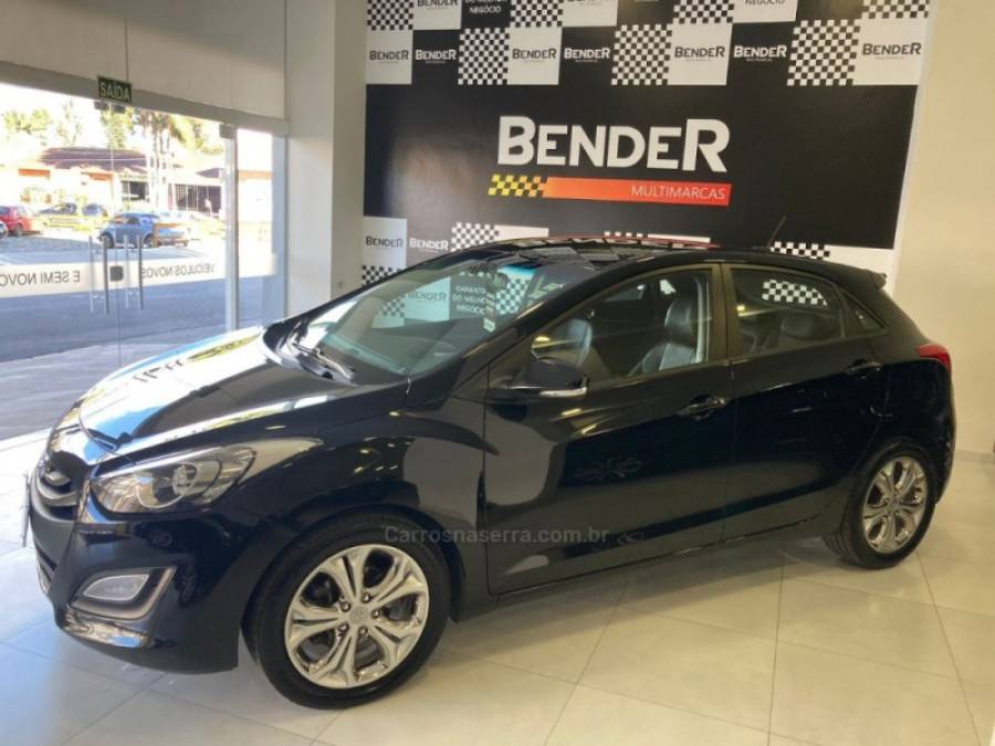 HYUNDAI - I30 - 2013/2014 - Preta - R$ 64.900,00