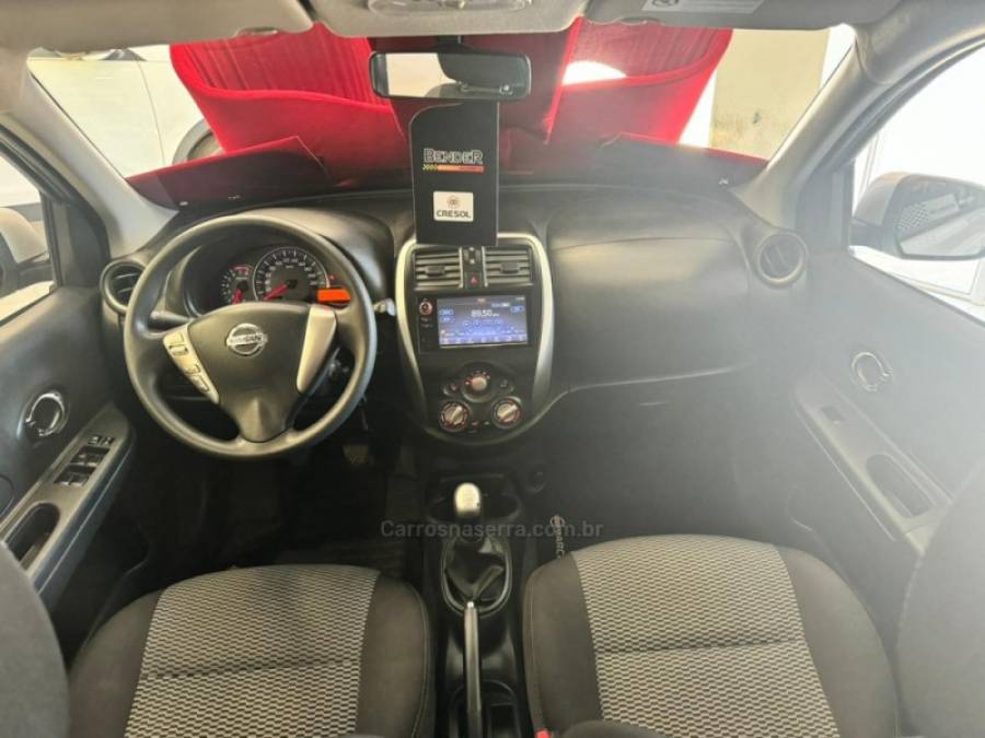 NISSAN - MARCH - 2019/2020 - Prata - R$ 58.900,00